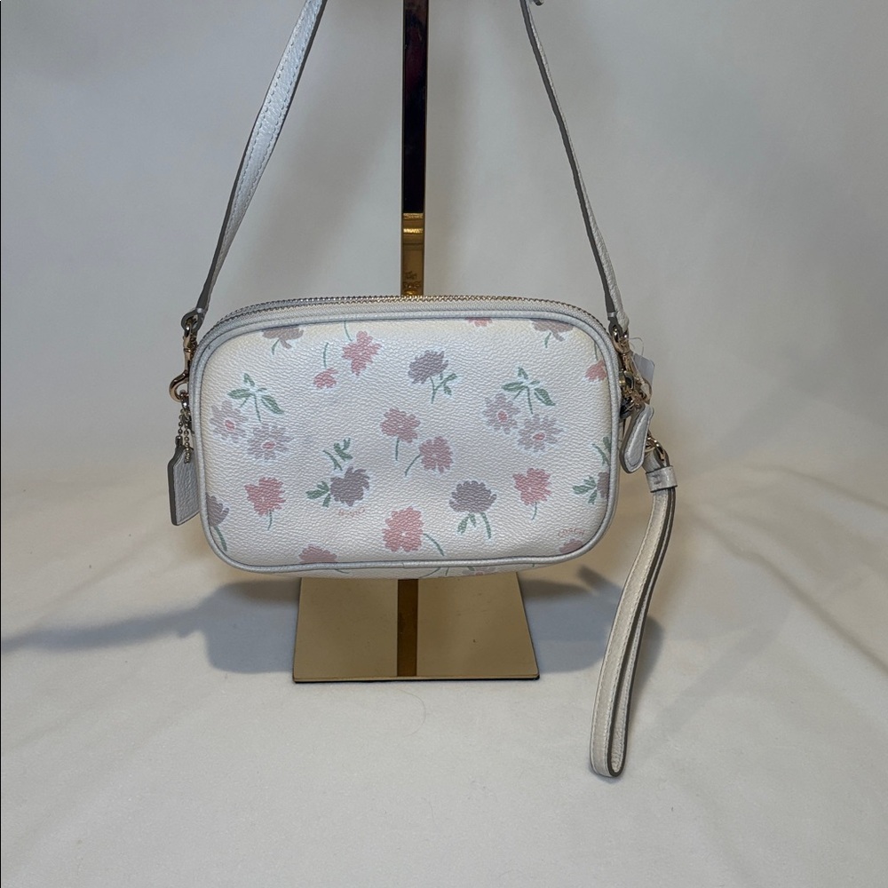 NWT coach crossbody clutch in Daisy field print with pebbled leather - Picture 6 of 9